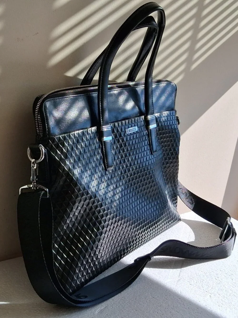 Sammons Medici Black Leather Laptop Briefcase Business Bag Tote Messenger-UNISEX